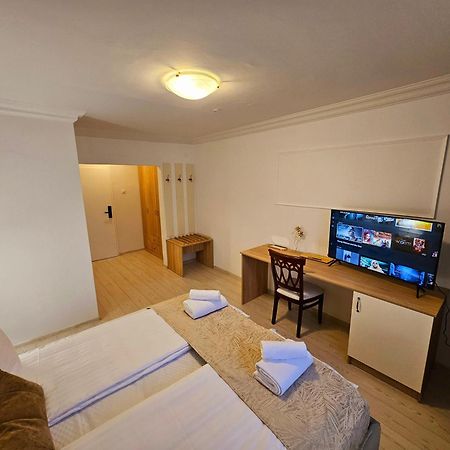 Hotel Royal Plaza By Timhotels Timişoara Eksteriør billede